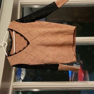 V- neck wool like and lace sweater